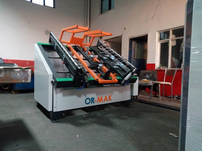 Manuel Palet Çakım Makinesi